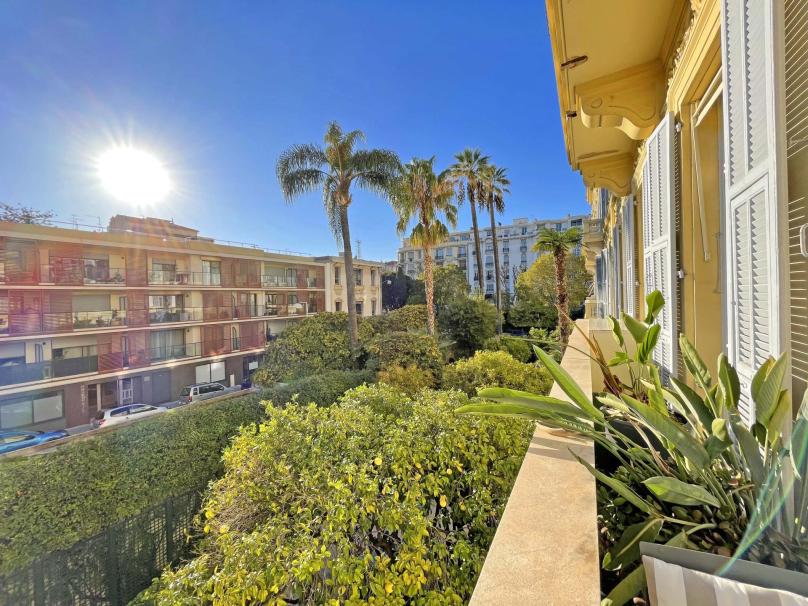 Apartment with 6 rooms of 147 ㎡ - Beautiful building