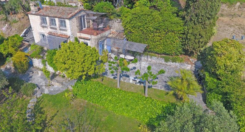 Exclusivity - Exceptional villa at the foot of the ramparts of Saint Paul de Vence