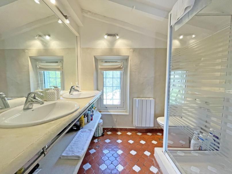 Exclusivity - Exceptional villa at the foot of the ramparts of Saint Paul de Vence