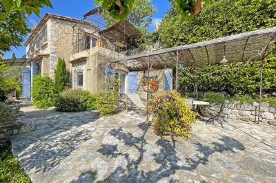 Exclusivity - Exceptional villa at the foot of the ramparts of Saint Paul de Vence